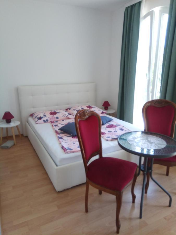 קרק Ana Rooms מראה חיצוני תמונה