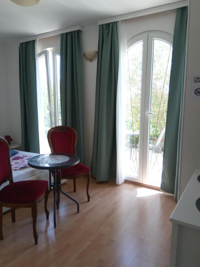 קרק Ana Rooms מראה חיצוני תמונה