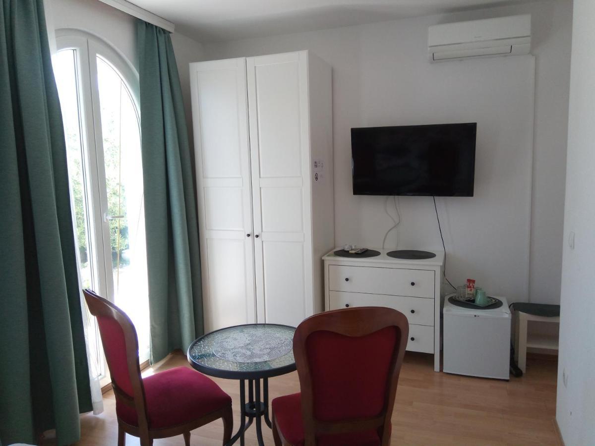 קרק Ana Rooms מראה חיצוני תמונה