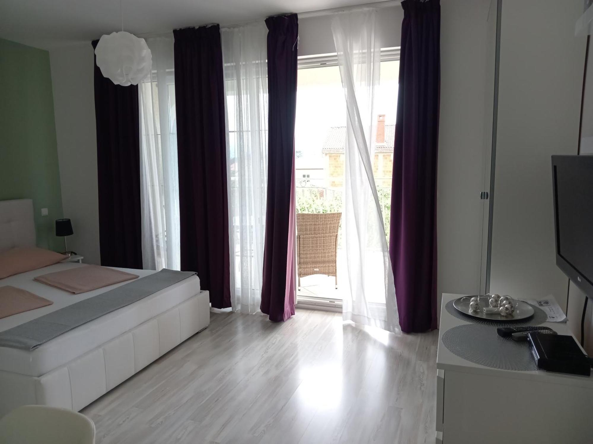 קרק Ana Rooms מראה חיצוני תמונה