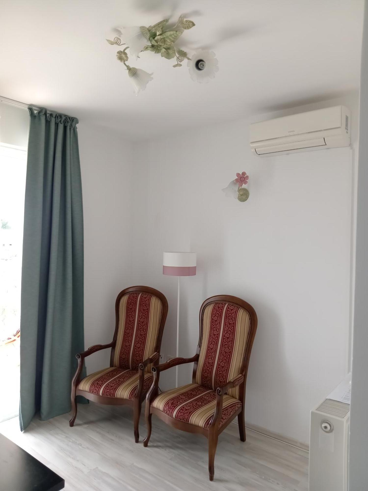 קרק Ana Rooms מראה חיצוני תמונה