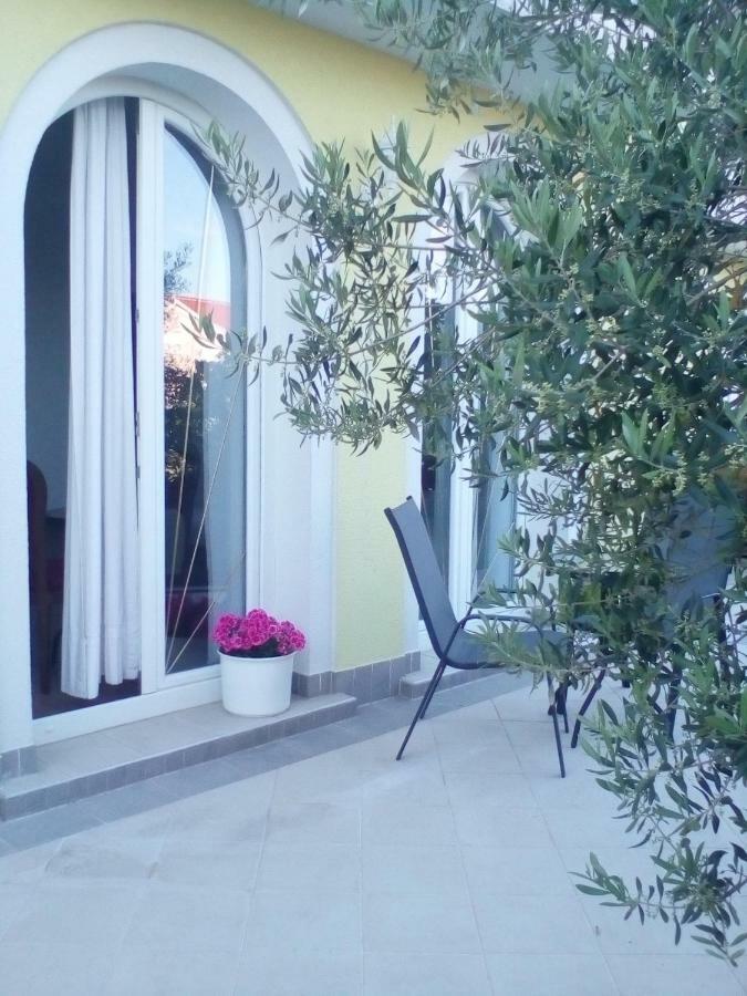 קרק Ana Rooms מראה חיצוני תמונה